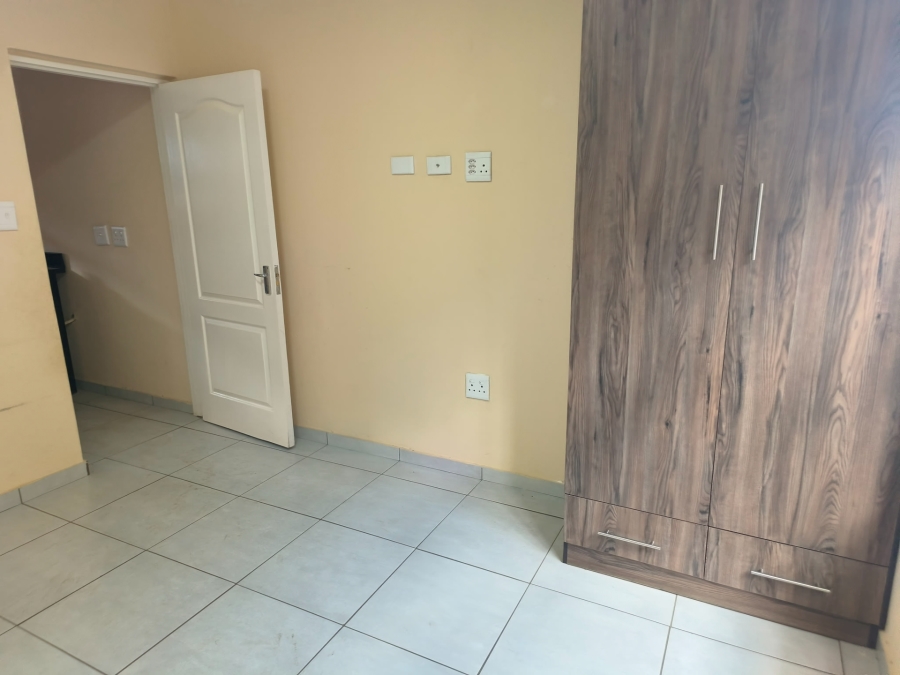 To Let 1 Bedroom Property for Rent in Ikageng North West